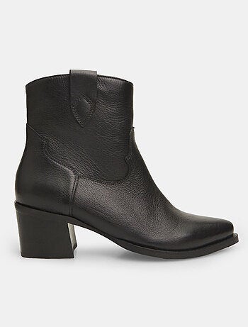 Bottines en cuir BATA