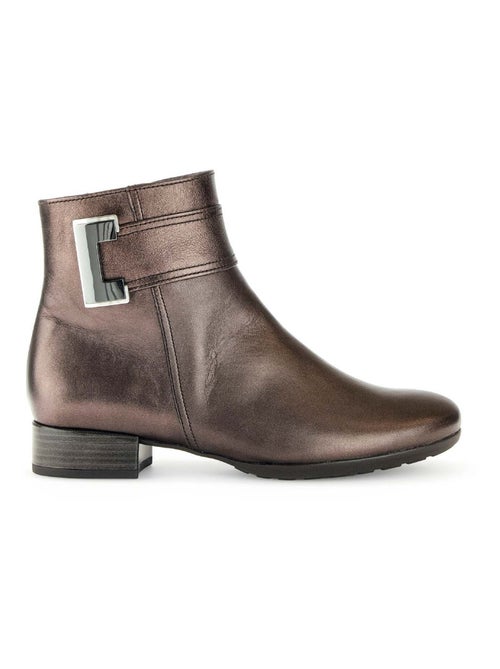 Bottines en cuir lisse - Kiabi Bottines en cuir lisse - Kiabi
