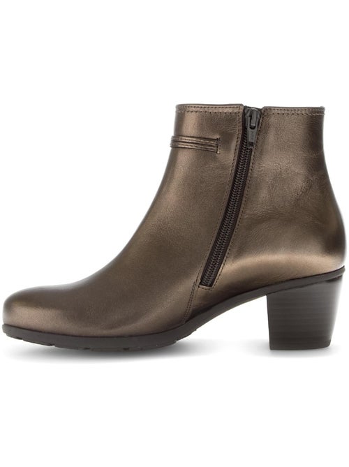 Bottines  en cuir lisse - Kiabi