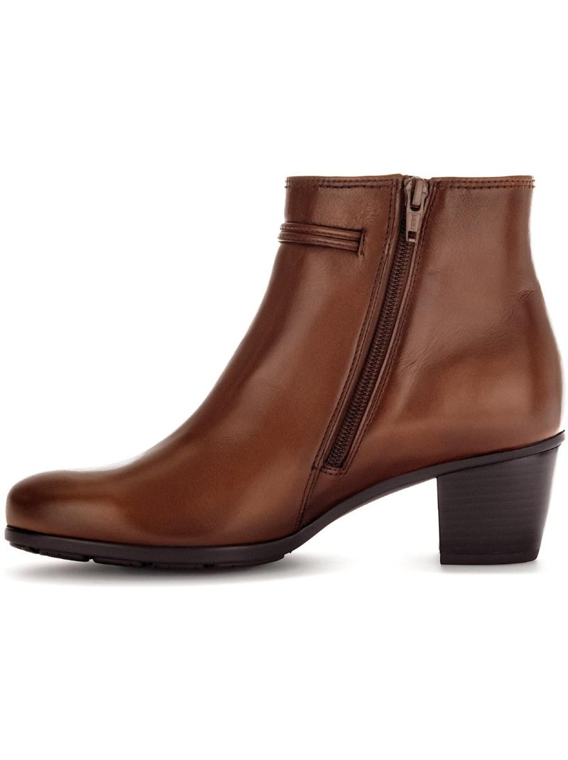 Bottines  en cuir lisse Marron clair - Kiabi