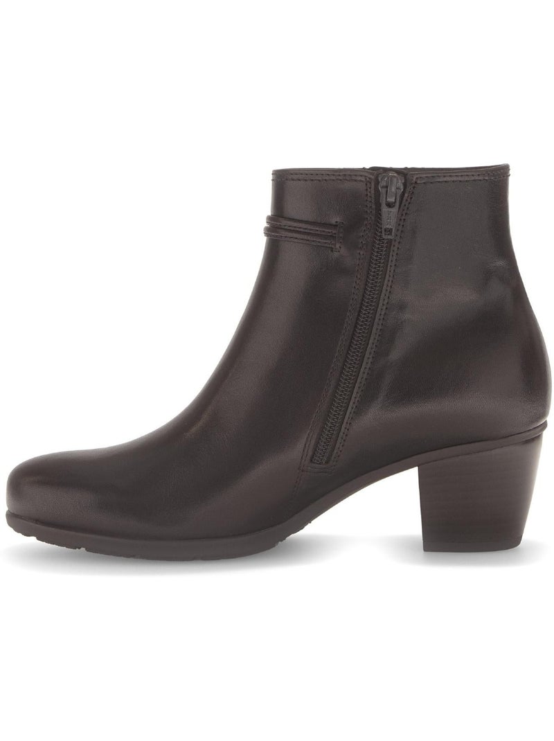 Bottines  en cuir lisse Marron clair - Kiabi