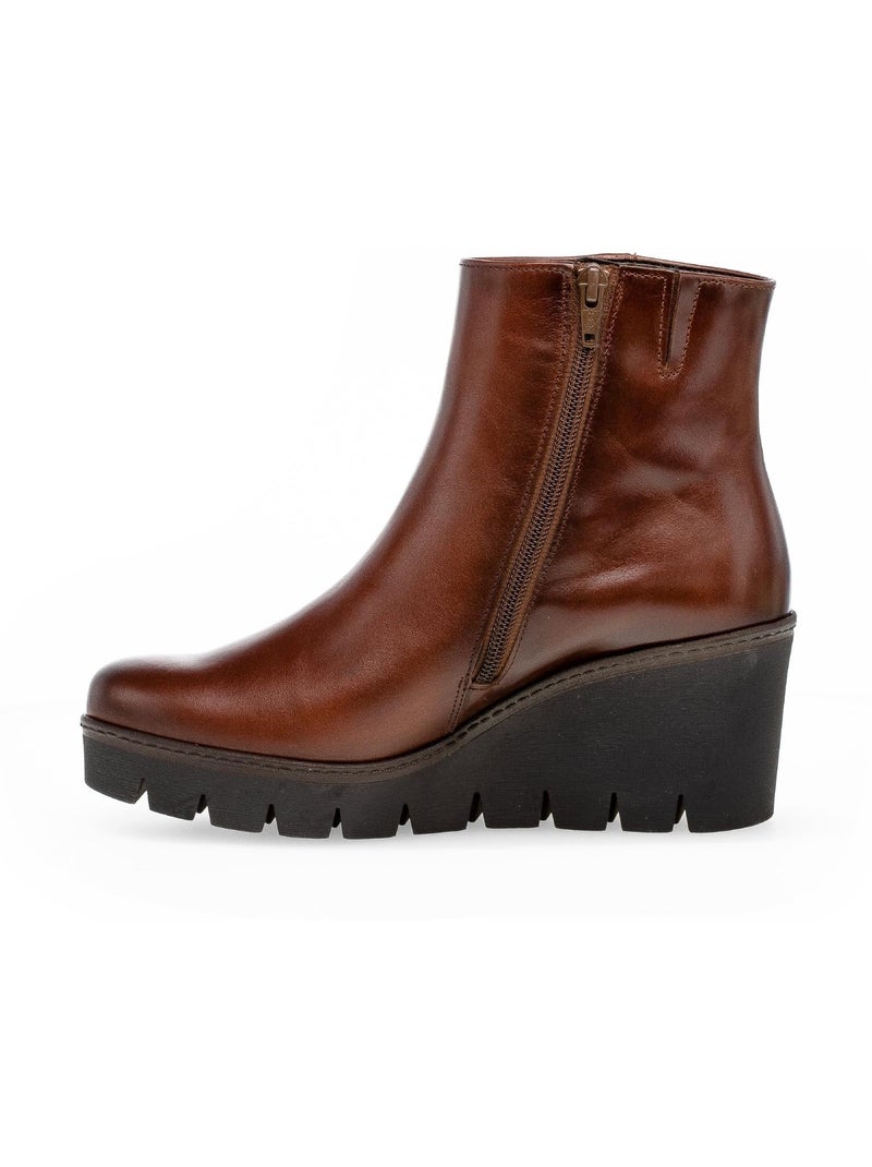 Bottines  en cuir lisse Marron clair - Kiabi