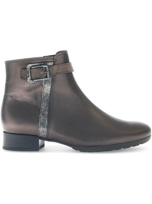 Bottines  en cuir lisse - Kiabi
