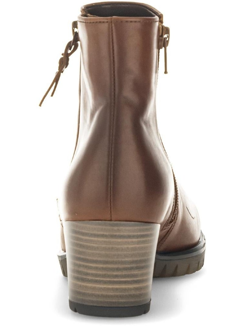Bottines  en cuir lisse Marron - Kiabi