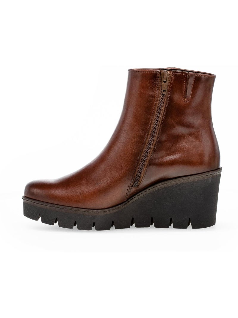 Bottines  en cuir lisse Marron - Kiabi