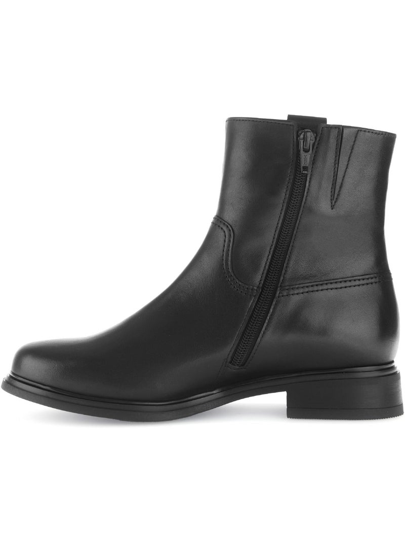 Bottines  en cuir lisse Noir - Kiabi
