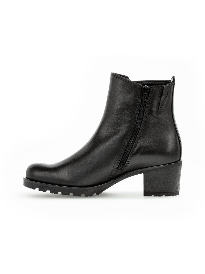 Bottines  en cuir lisse Noir - Kiabi