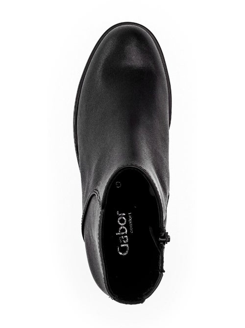 Bottines  en cuir lisse - Kiabi