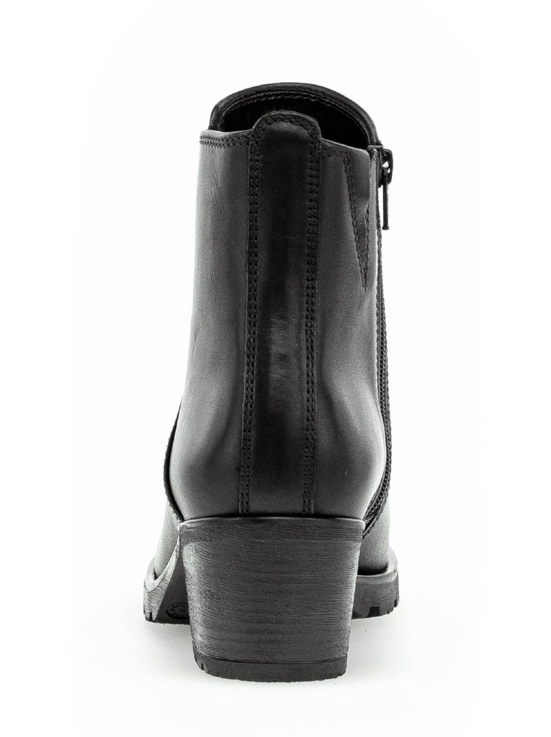 Bottines  en cuir lisse Noir - Kiabi