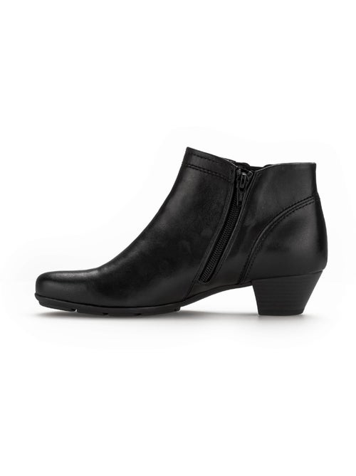 Bottines  en cuir lisse - Kiabi