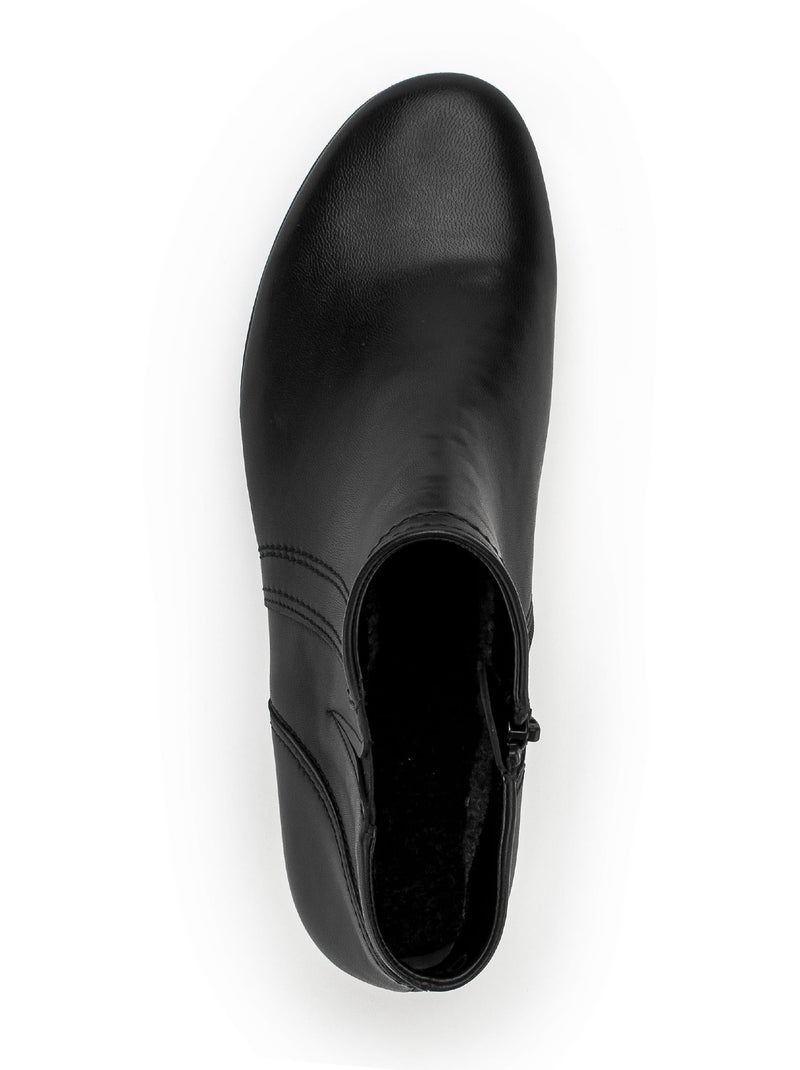 Bottines  en cuir lisse Noir - Kiabi