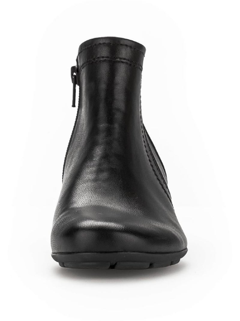 Bottines  en cuir lisse Noir - Kiabi