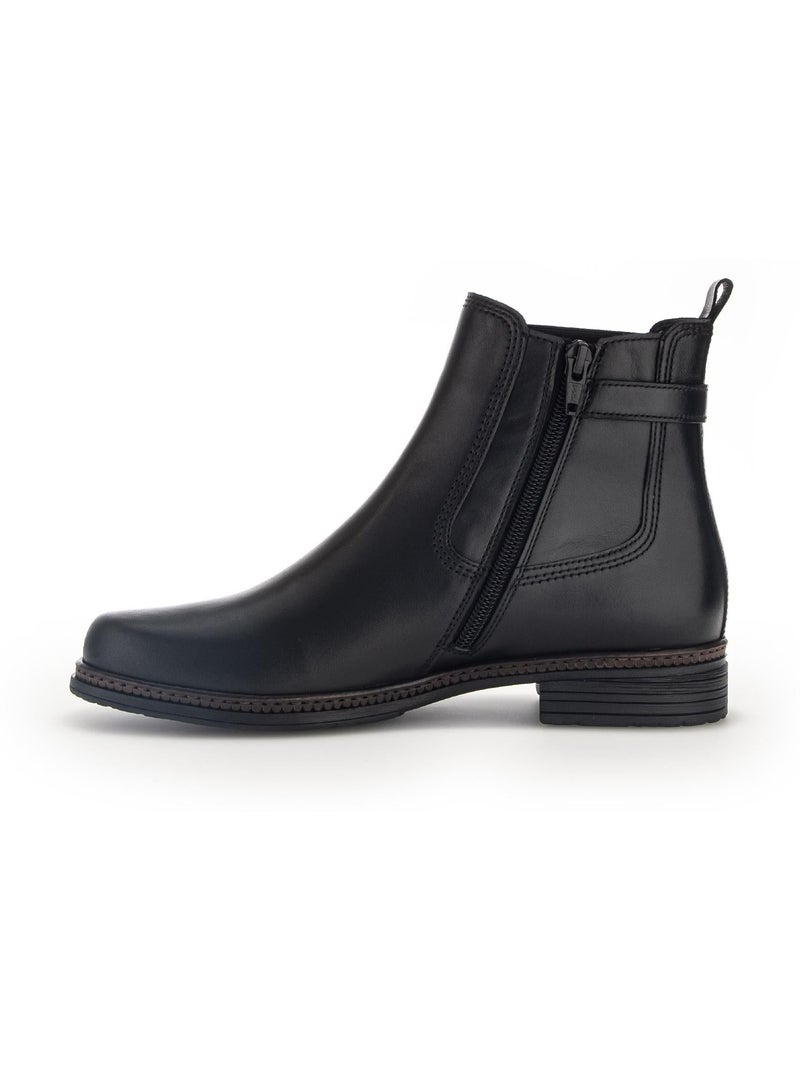 Bottines  en cuir lisse Noir - Kiabi