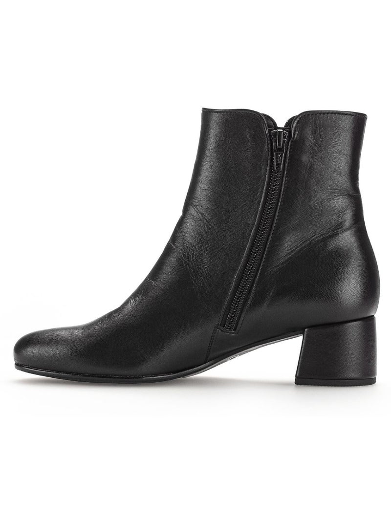 Bottines  en cuir lisse Noir - Kiabi