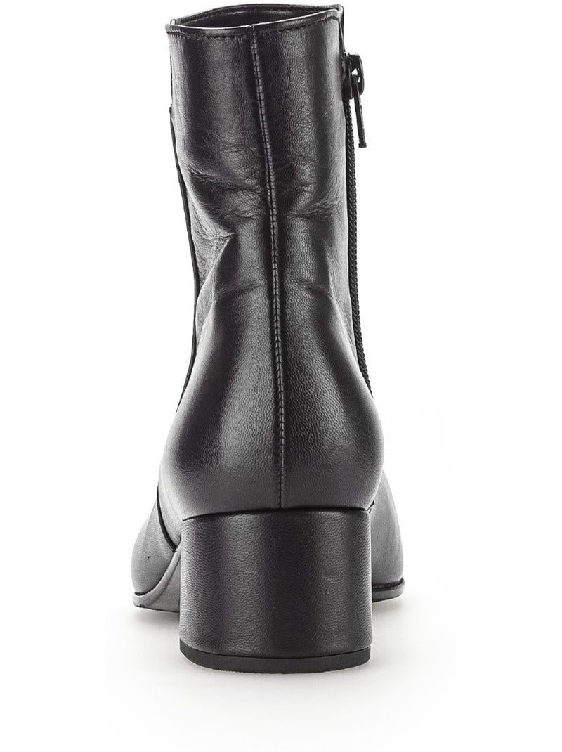Bottines  en cuir lisse Noir - Kiabi