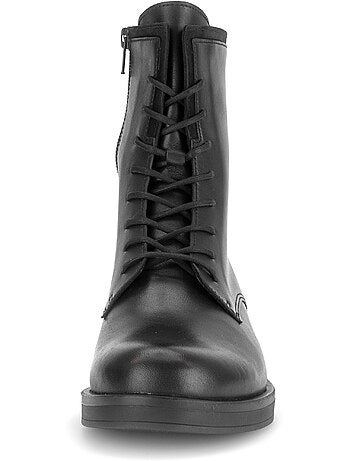 Bottines en cuir lisse