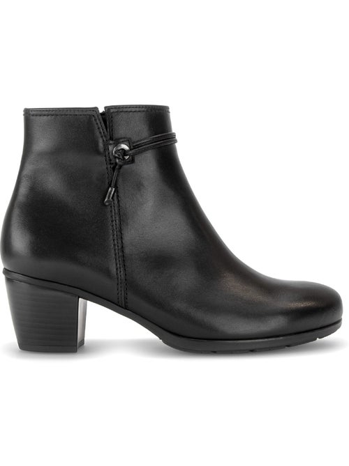 Bottines en cuir lisse - Kiabi Bottines en cuir lisse - Kiabi