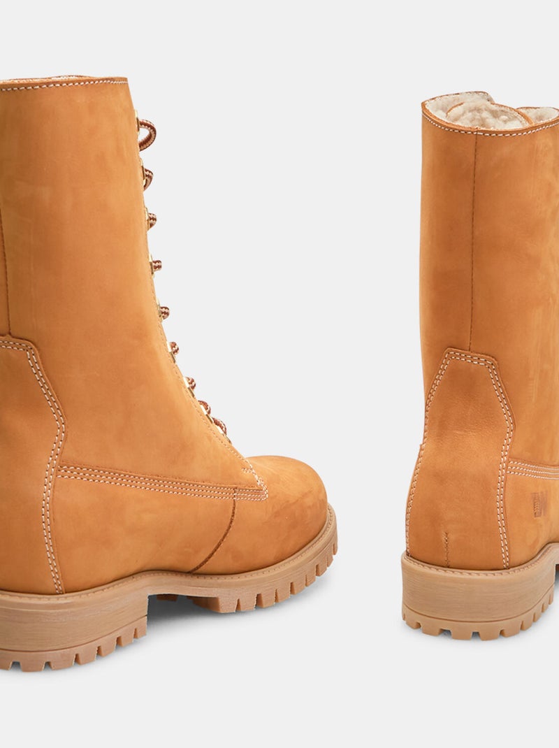 Bottines en cuir nubuck doublées teddy BATA Jaune - Kiabi