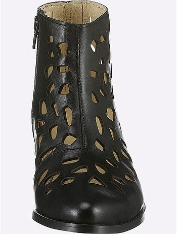 Bottines en cuir vachette à motif découpé et talon bottier - Taille standard - Helline