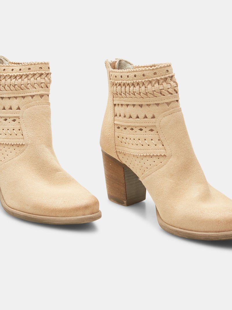 Bottines en cuir velours avec large talon BATA Beige - Kiabi