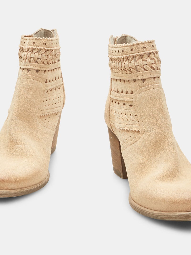 Bottines en cuir velours avec large talon BATA Beige - Kiabi