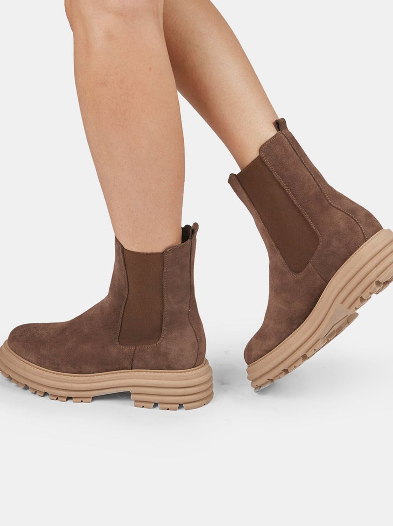 Bottines en cuir velours avec semelle crantée BATA Marron - Kiabi