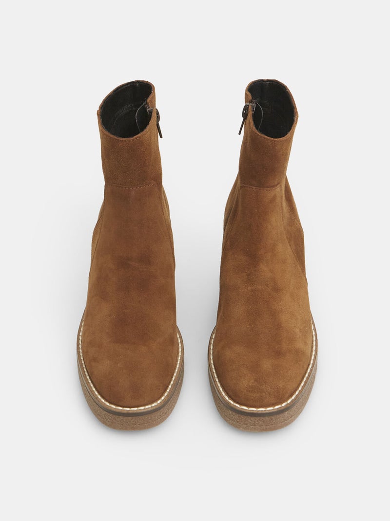 Bottines en cuir velours avec talon midi BATA Marron - Kiabi
