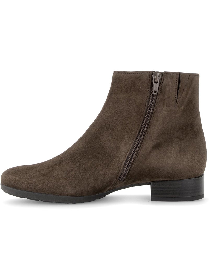 Bottines  en cuir velours Marron - Kiabi
