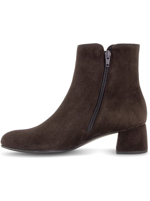Bottines en cuir velours - Kiabi Bottines en cuir velours - Kiabi