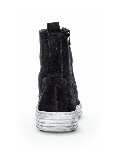 Bottines  en cuir velours - Kiabi