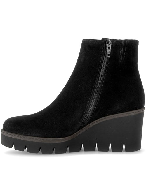 Bottines en cuir velours - Kiabi Bottines en cuir velours - Kiabi
