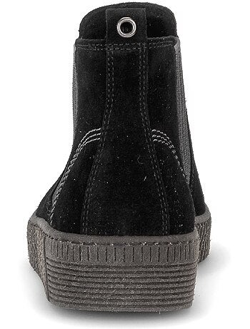 Bottines en cuir velours