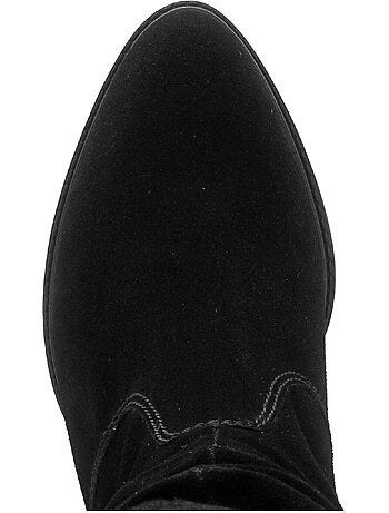 Bottines en cuir velours
