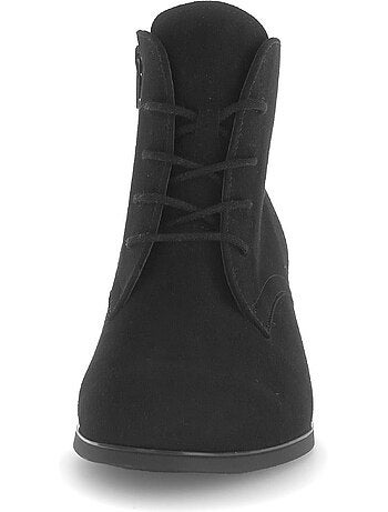 Bottines en cuir velours