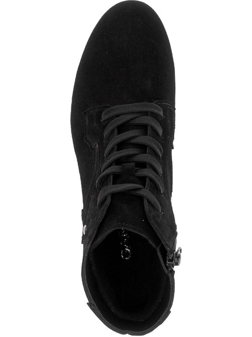 Bottines en cuir velours - Kiabi Bottines en cuir velours - Kiabi