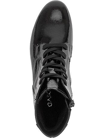 Bottines en cuir verni