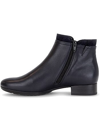 Bottines en cuirs combinés