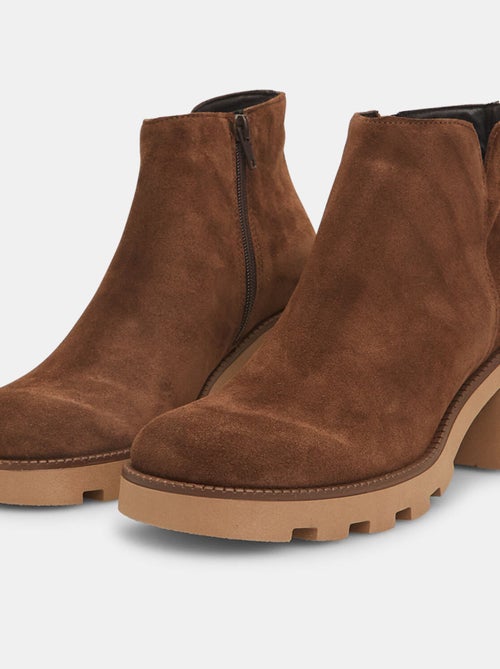 Bottines en daim à talon midi BATA - Kiabi
