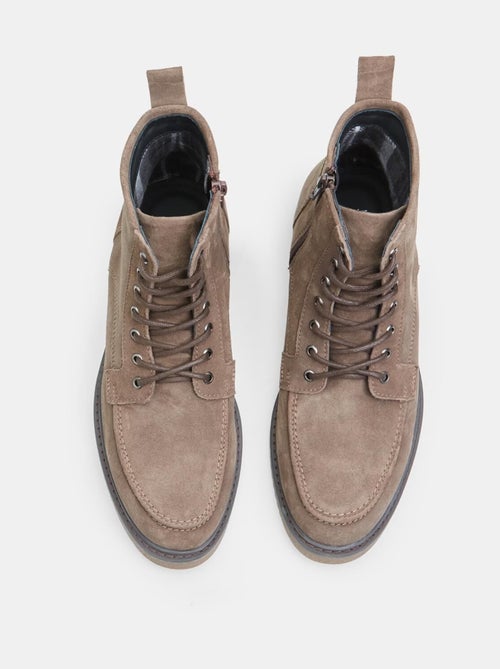 Bottines en daim BATA - Kiabi