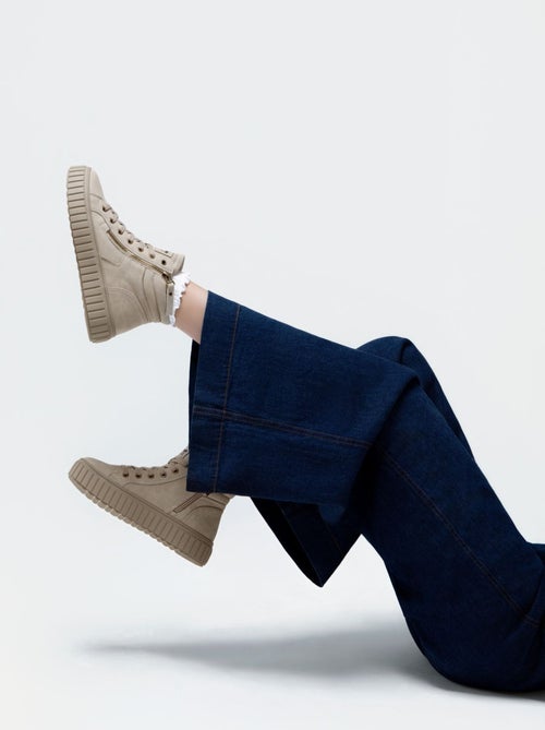 Bottines femme à lacets avec fermeture éclair - Kiabi Bottines femme à lacets avec fermeture éclair - Kiabi