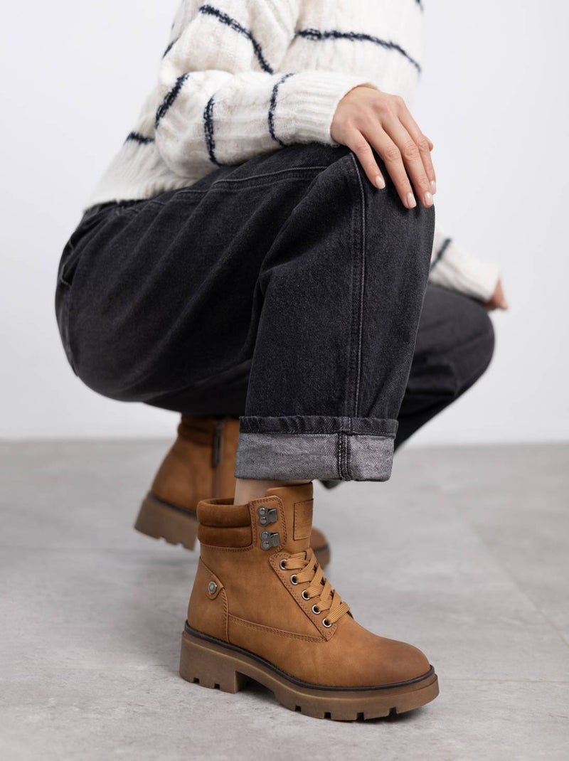 Bottines femme à lacets Camel - Kiabi