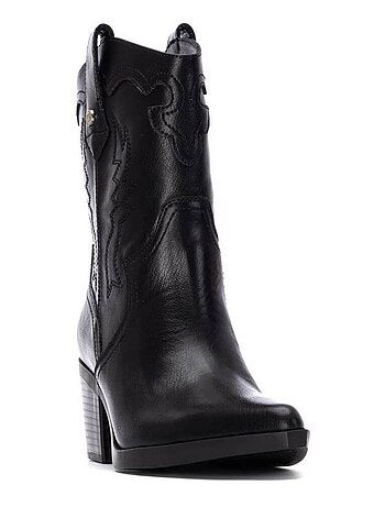 Bottines femme style cowboy