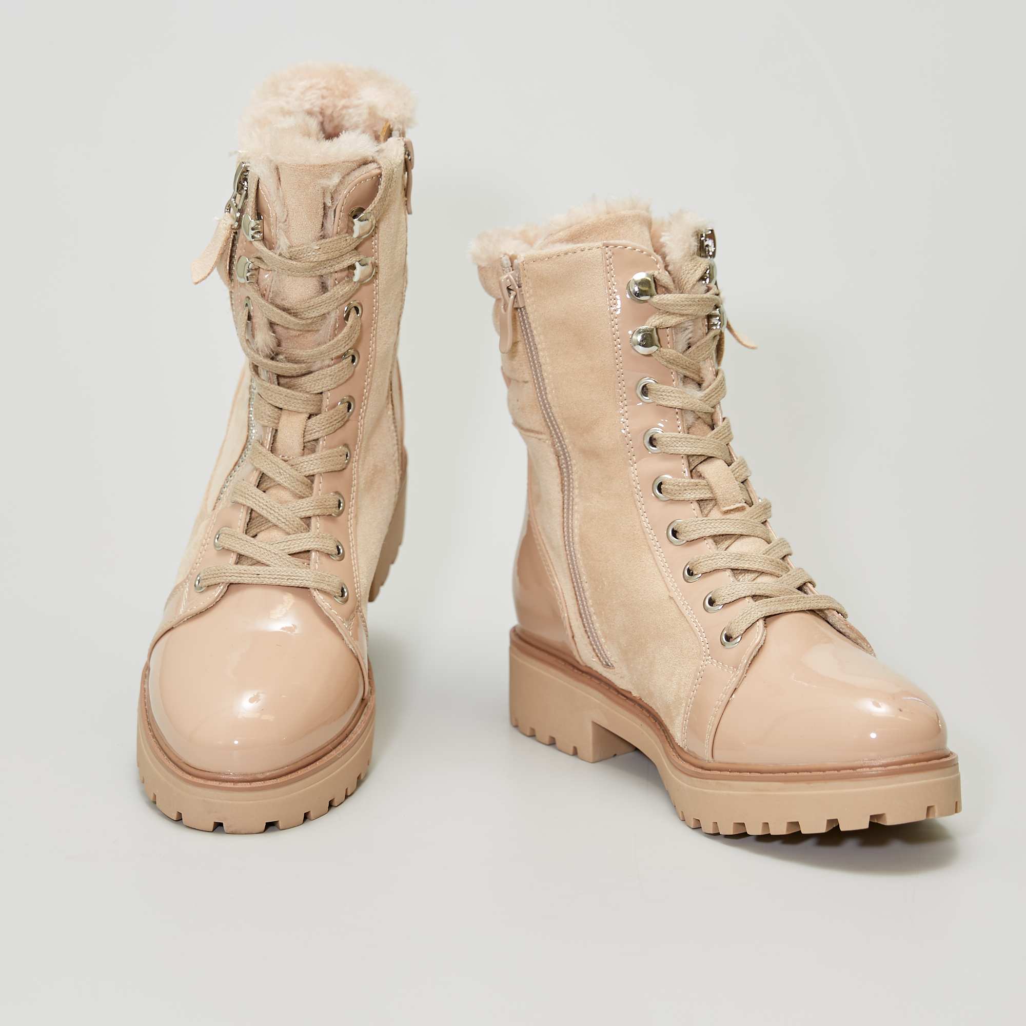 bottines à lacets fourrées femme