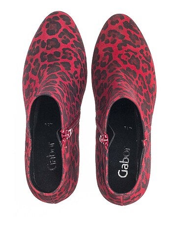 Bottines modernes en nubuck