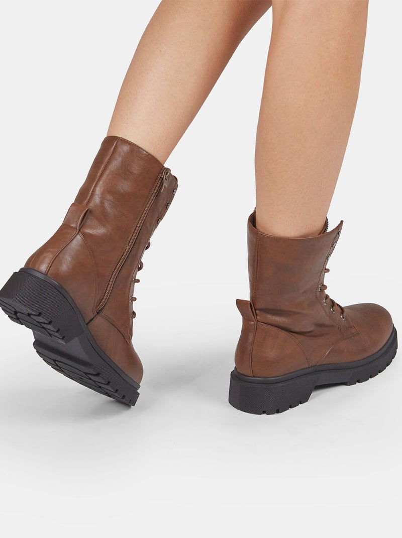 Bottines montantes à lacets BATA Marron - Kiabi