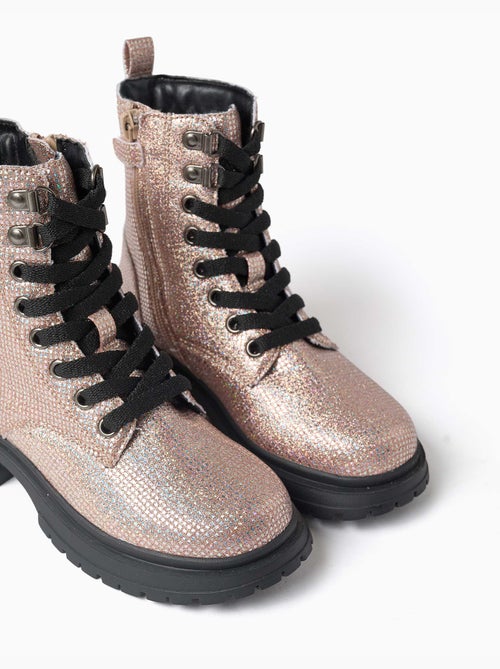 Bottines montantes avec effet paillettes et lacets - Kiabi Bottines montantes avec effet paillettes et lacets - Kiabi