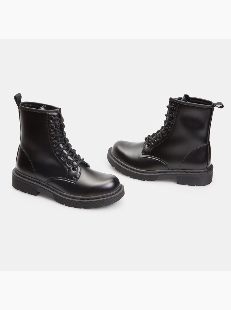 Bottines semelles simil crantées BATA Noir - Kiabi