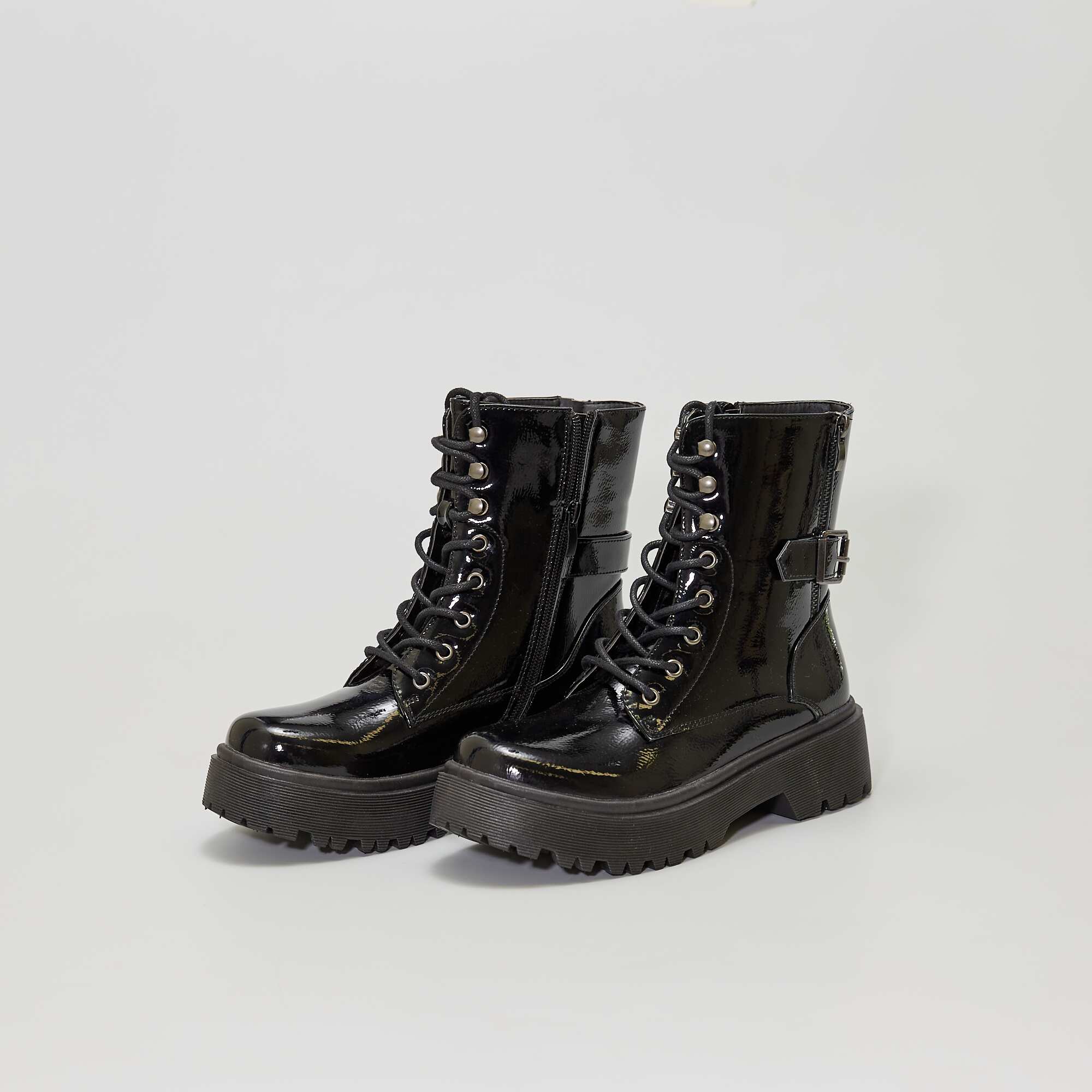 chaussures style rangers femme