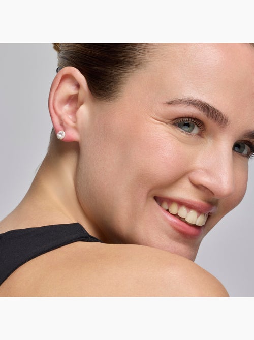 Boucles d'oreilles Luxenter avec Zirconia brillant finition argentée - Shog - Kiabi Boucles d'oreilles Luxenter avec Zirconia brillant finition argentée - Shog - Kiabi