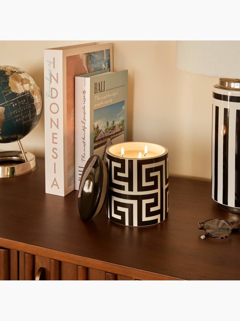 Bougie parfumée 3 mèches pot en grès motif graphique RESO Noir Blanc - Kiabi